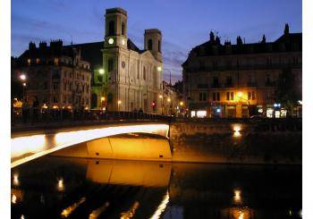 Pourquoi stocker ses affaires pendant votre déménagement ? à Lyon, Villefranche sur Saône, Mâcon, Chalon sur Saône, Bourg en Bresse, Annecy, Chambéry, Bourgoin Jallieu ou Annemasse